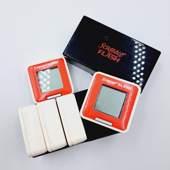 Hasbro Electronic Scrabble Flash Handheld Family Game - Picture 2 of 13